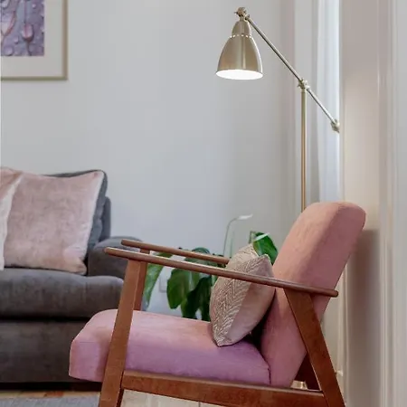 Principe Real Flamingo Apartment