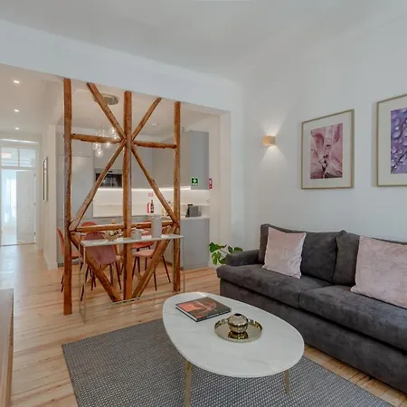 Principe Real Flamingo Apartment