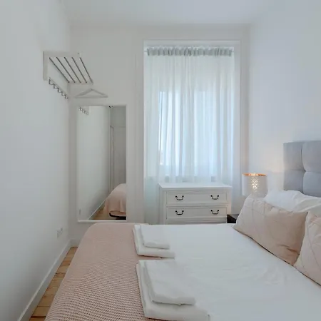 Principe Real Flamingo * Lisboa