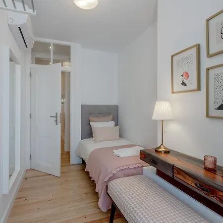 Apartament Principe Real Flamingo *